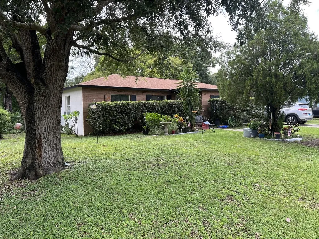 356 Honey Bee Lane Polk City FL 33868
