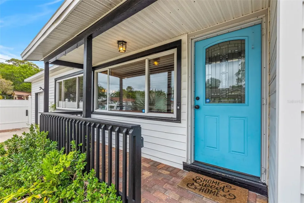 2547 9th Avenue N St Petersburg FL 33713