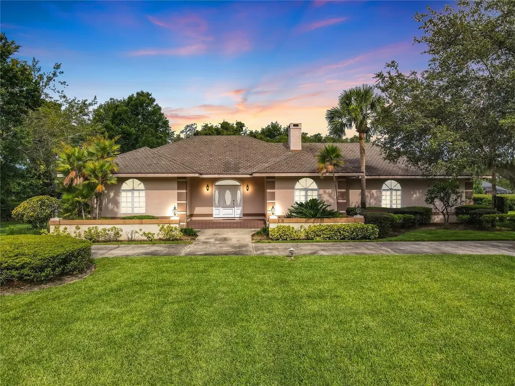 93 Pine Forest Street Haines City FL 33844