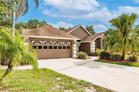 4708 Country Oaks Boulevard Sarasota FL 34243
