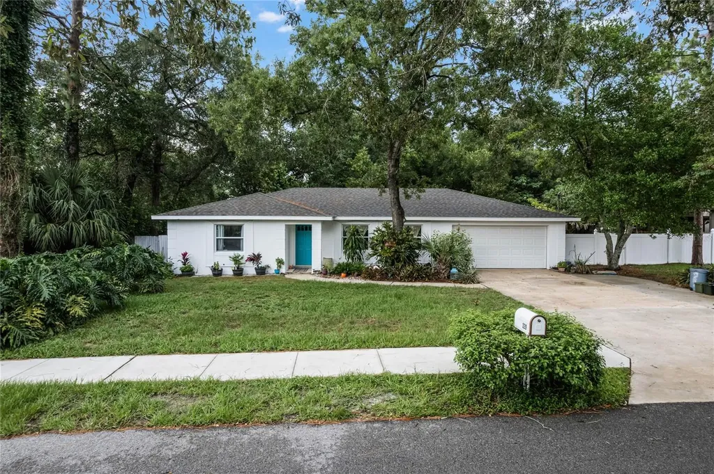 329 E Orange Street Altamonte Springs FL 32701