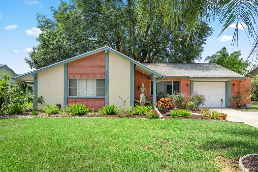 8210 Woodsong Row Hudson FL 34667