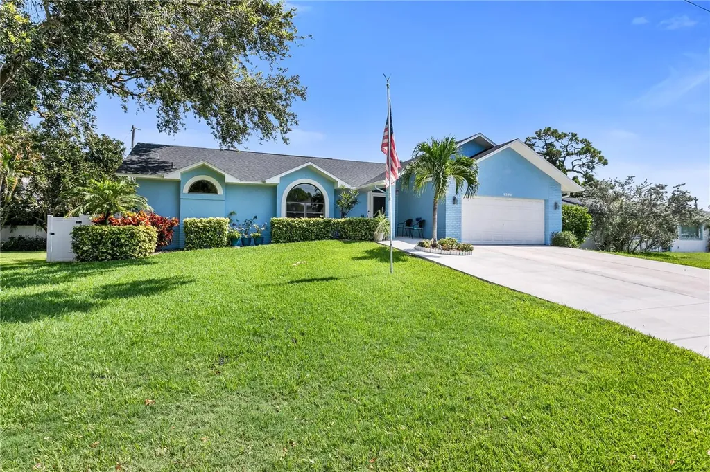 4395 51st Avenue S St Petersburg FL 33711