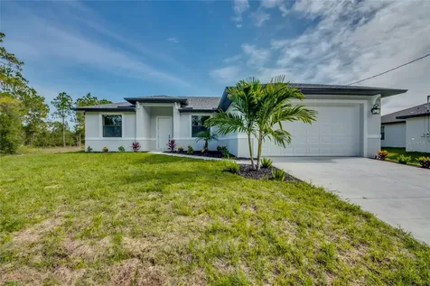 923 Belmont Street E Lehigh Acres FL 33974