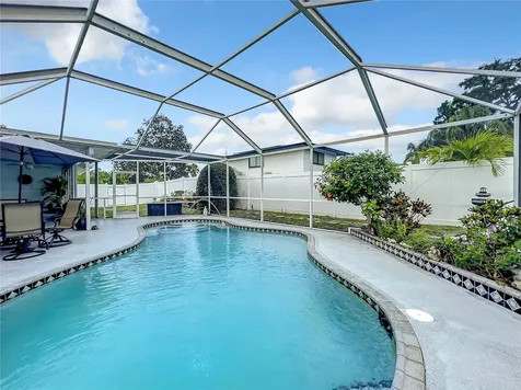 1211 Angela Maria Road Sarasota FL 34243
