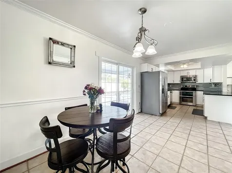1211 Angela Maria Road Sarasota FL 34243