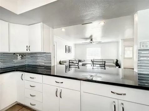 1211 Angela Maria Road Sarasota FL 34243