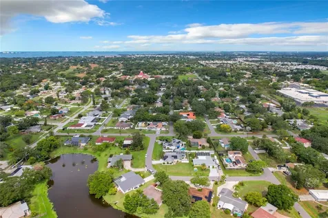 1211 Angela Maria Road Sarasota FL 34243