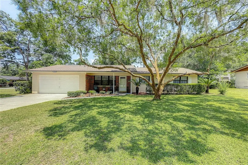 1520 NE 49th Avenue Ocala FL 34470