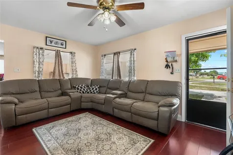 5384 46th Street N St Petersburg FL 33714