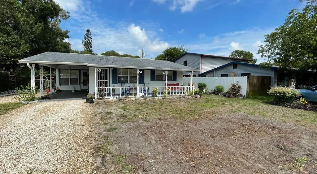 4225 78th Way N St Petersburg FL 33709