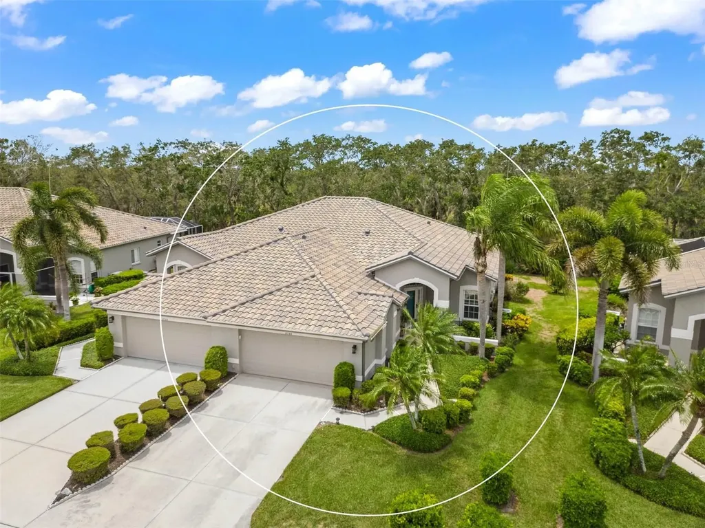 8768 Pebble Creek Lane Sarasota FL 34238