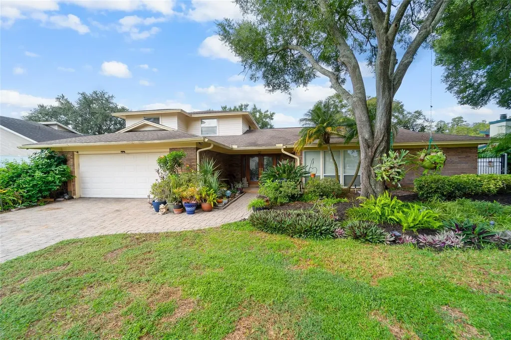 14606 Clarendon Drive Tampa FL 33624