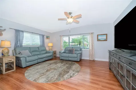 1720 Melvin Avenue Orlando FL 32806