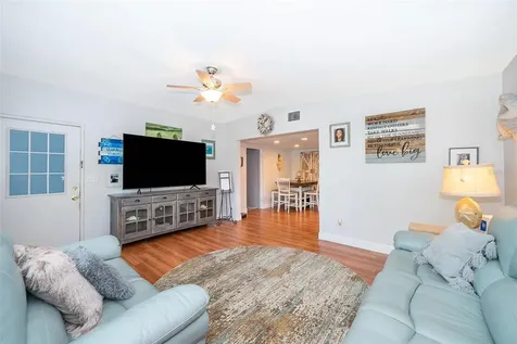 1720 Melvin Avenue Orlando FL 32806