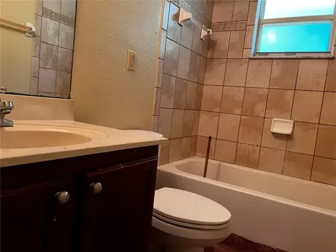 386 Sequoia Drive Ocklawaha FL 32179
