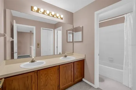 4526 Wheelhouse Court Orlando FL 32812
