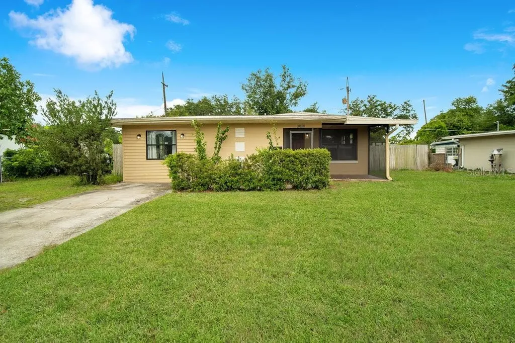 6308 Yellowstone Street Orlando FL 32807