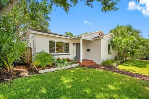 2901 1st Street NE St Petersburg FL 33704