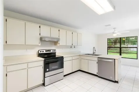 805 W 109th Avenue Tampa FL 33612