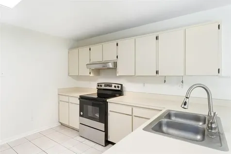 805 W 109th Avenue Tampa FL 33612