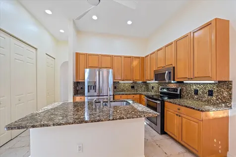 6305 41st Court E Sarasota FL 34243