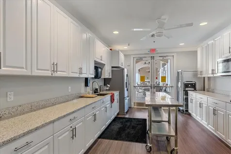 6305 41st Court E Sarasota FL 34243