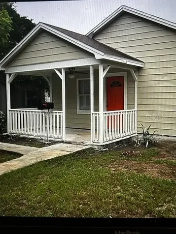 1136 16th Avenue S St Petersburg FL 33705