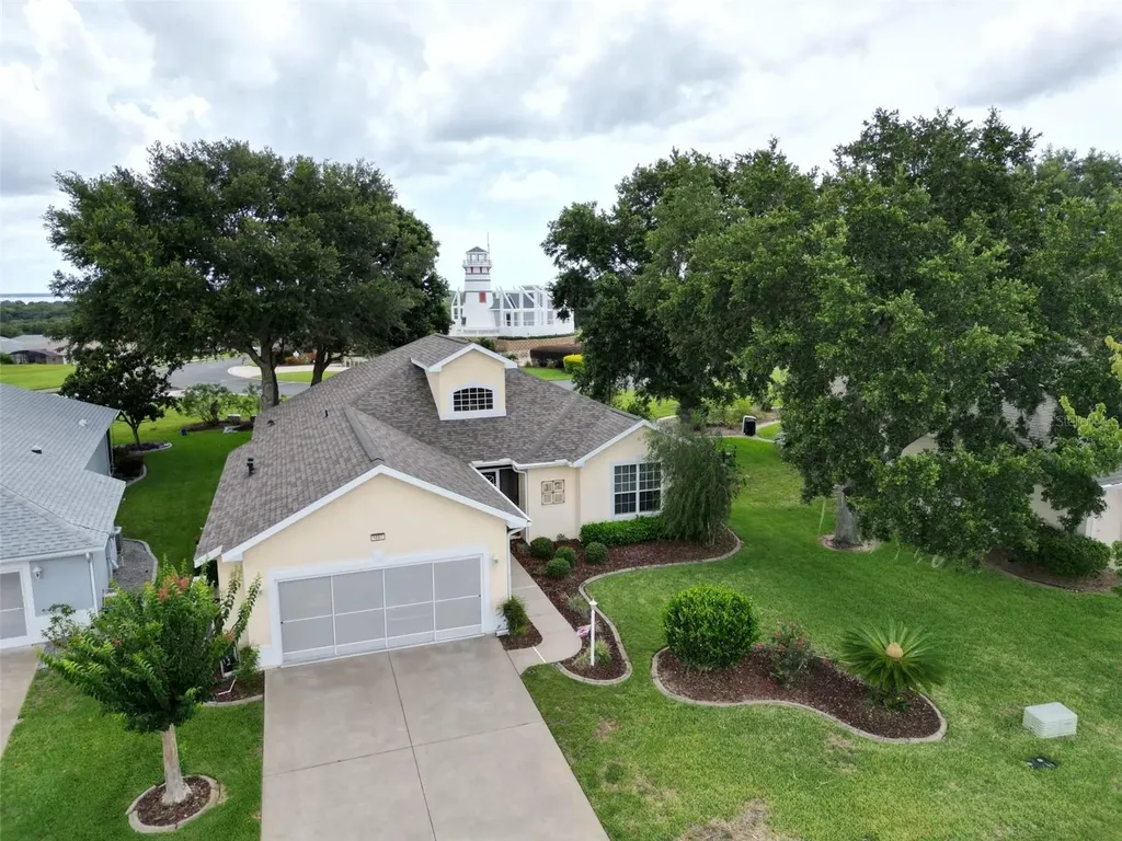 5667 Gulf Stream Street Tavares FL 32778