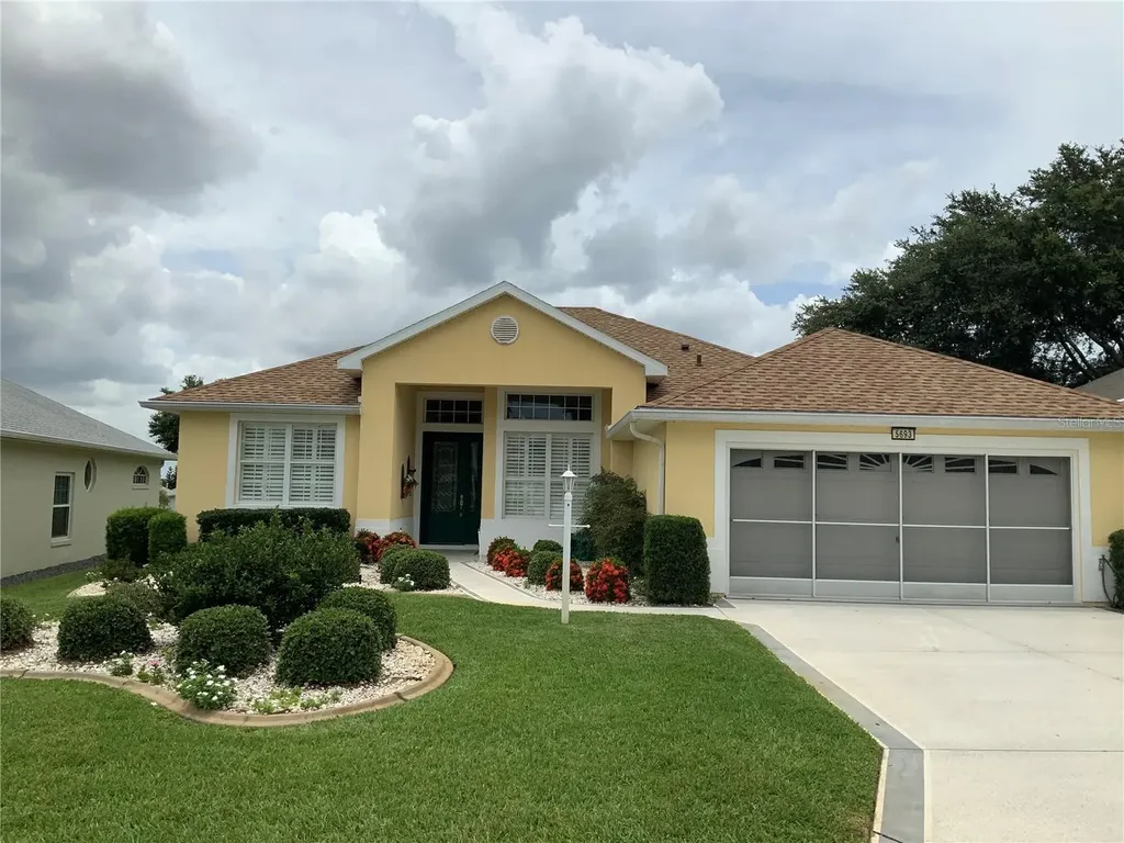 5693 Gulf Stream Street Tavares FL 32778