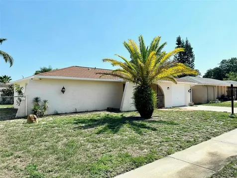 5708 Mariposa Drive Holiday FL 34690