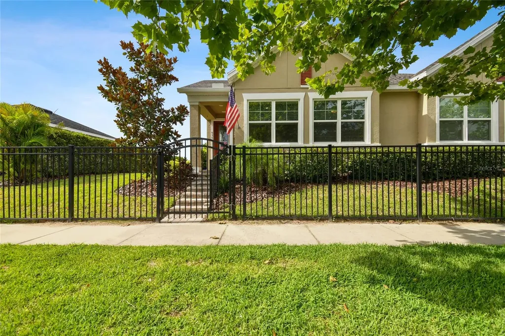6206 Watercolor Drive Lithia FL 33547