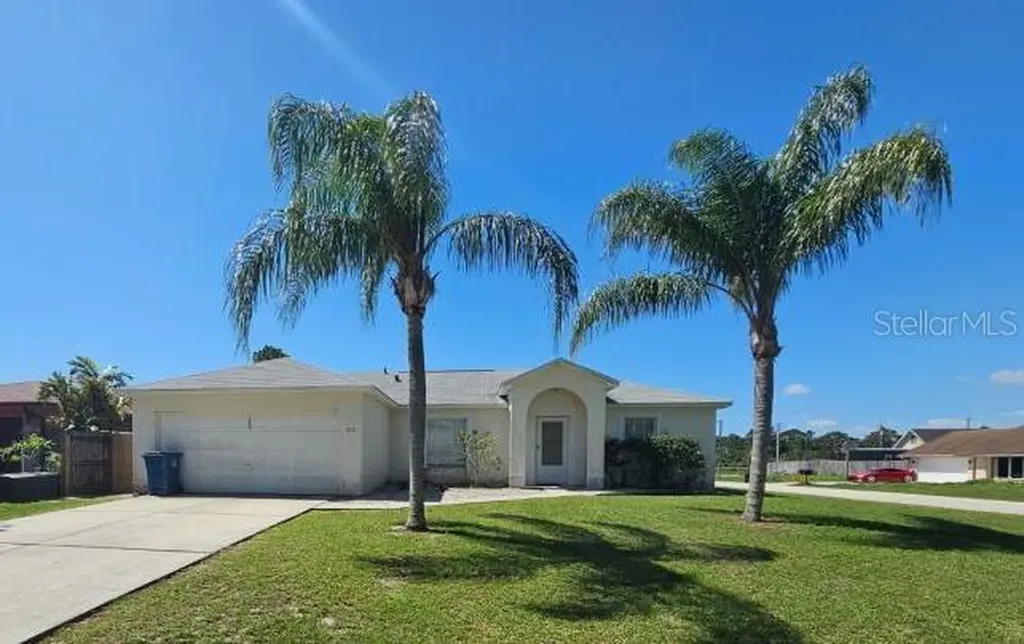 520 Duval Street NE Palm Bay FL 32907