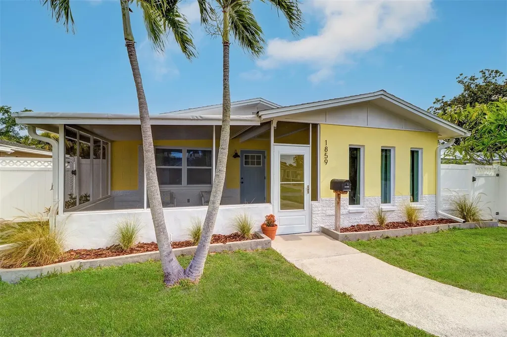 1859 Maryland Avenue NE St Petersburg FL 33703