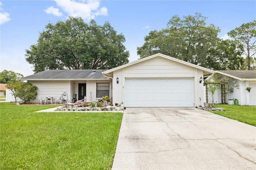 14921 Gentilly Place Tampa FL 33624