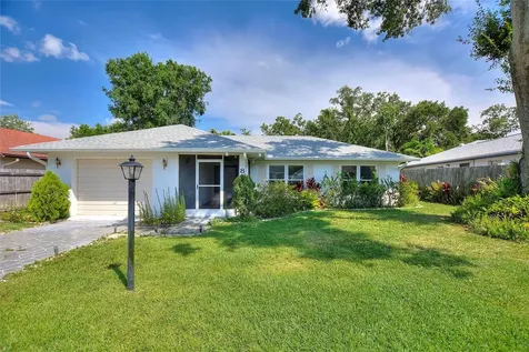 8 Sandalwood Drive Davenport FL 33837