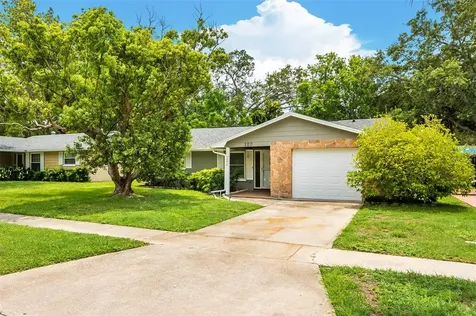 120 Irwin Street W Safety Harbor FL 34695