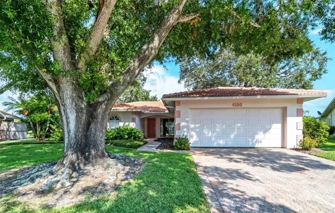 4160 Eastwood Drive Sarasota FL 34232