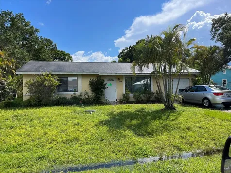 2268 SE Trillo Street Port St Lucie FL 34952