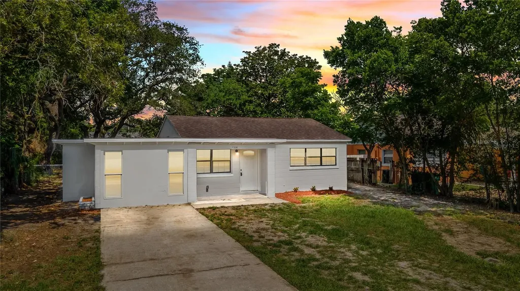 11208 N Annette Avenue Tampa FL 33612
