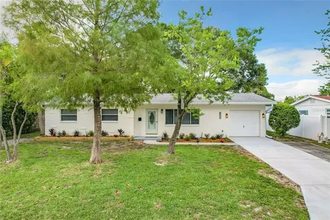 6957 George M Lynch Drive N St Petersburg FL 33702