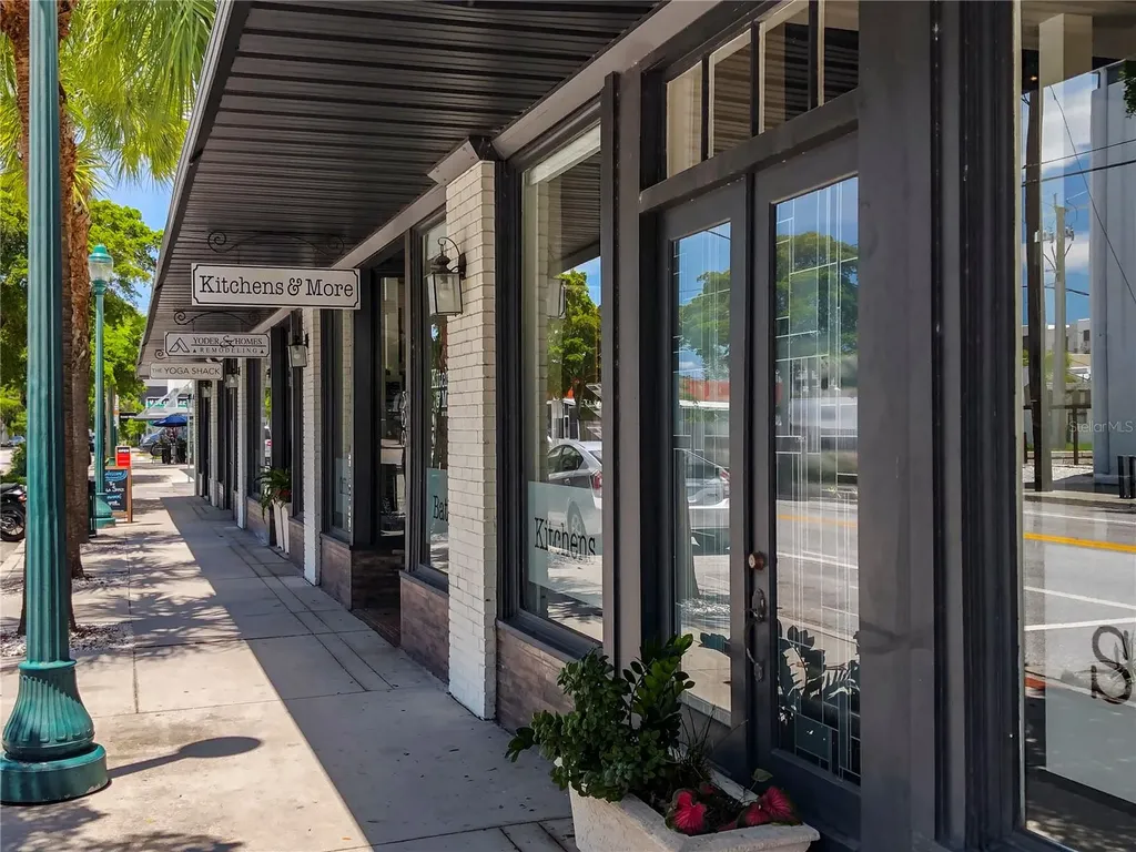 430 Kumquat Court Sarasota FL 34236