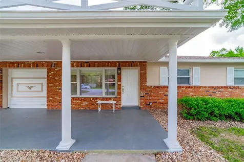 11737 Forest Hills Drive Tampa FL 33612