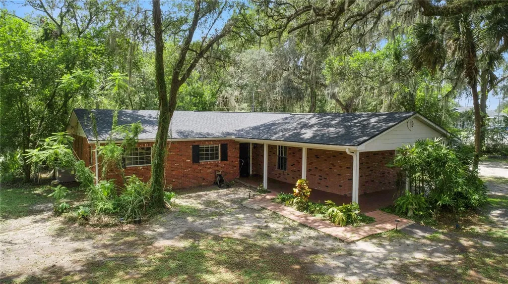 8101 S County Road 39 Plant City FL 33567