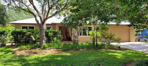 2405 Wood Street Sarasota FL 34237