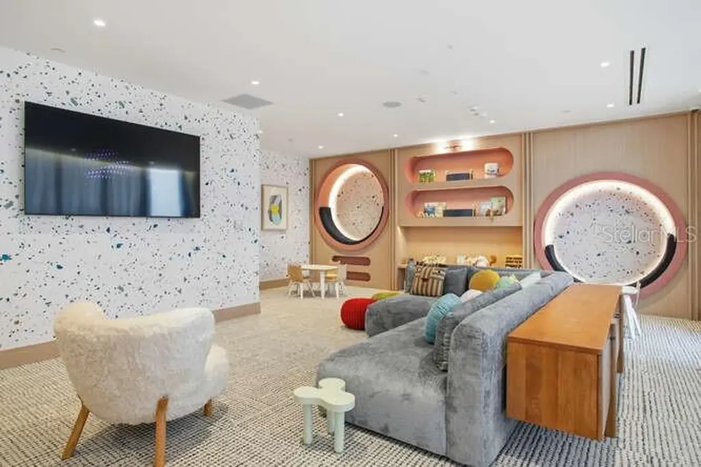 3015 S Ysabella Avenue Tampa FL 33629