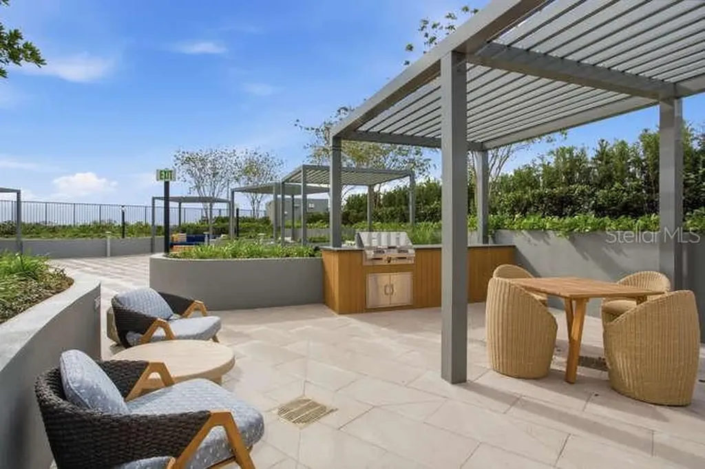 3015 S Ysabella Avenue Tampa FL 33629