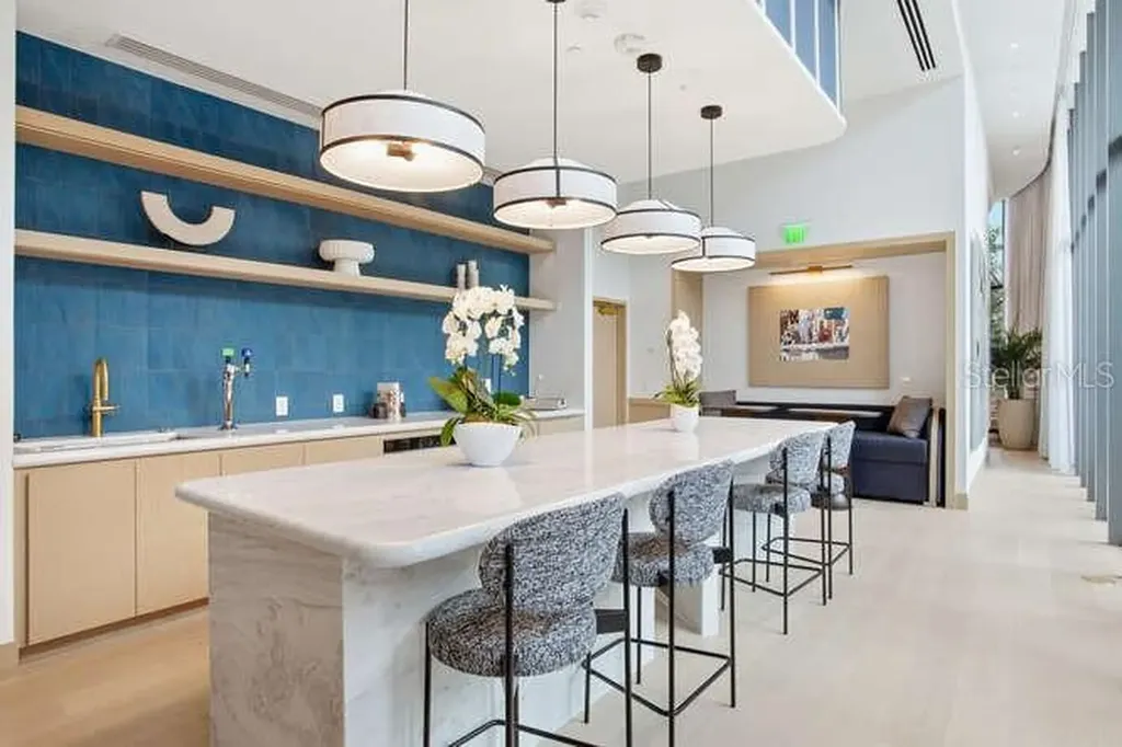 3015 S Ysabella Avenue Tampa FL 33629