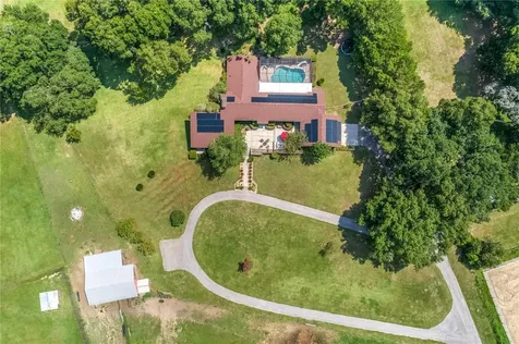 16429 Spring Valley Road Dade City FL 33523