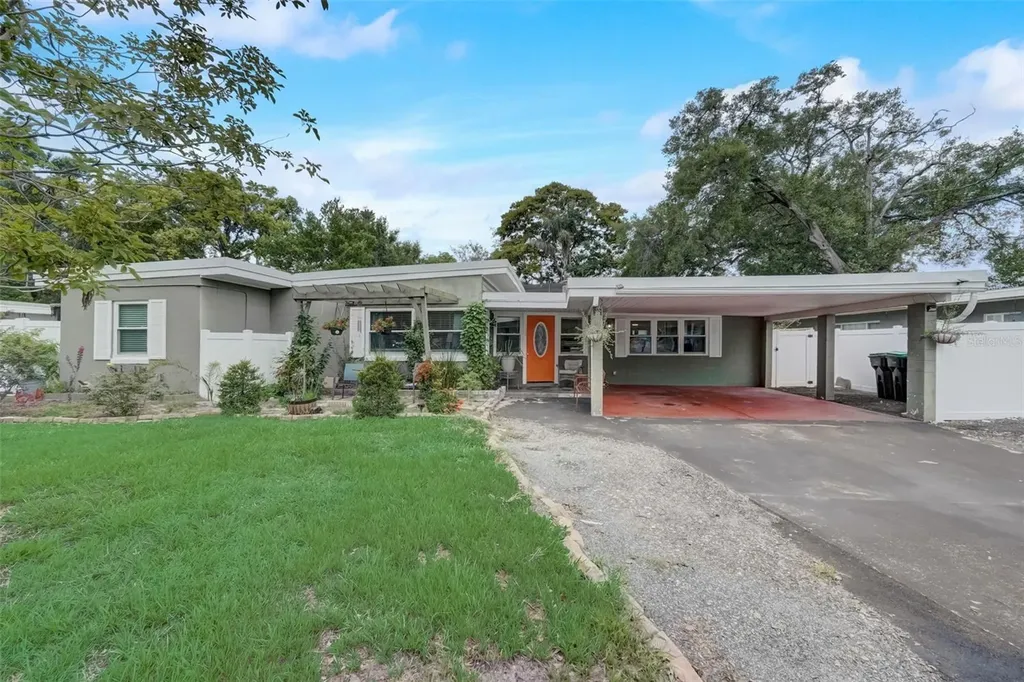 152 S Oxalis Drive Orlando FL 32807